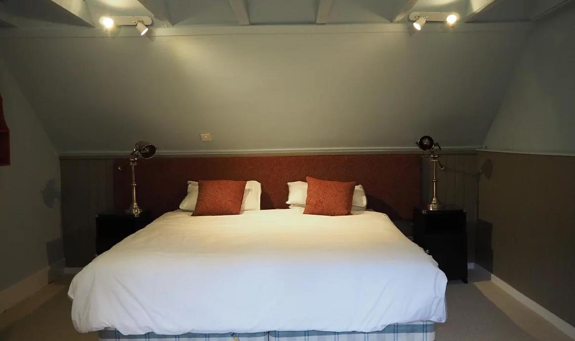 The Fiddichside Inn Aberlour Eksteriør bilde