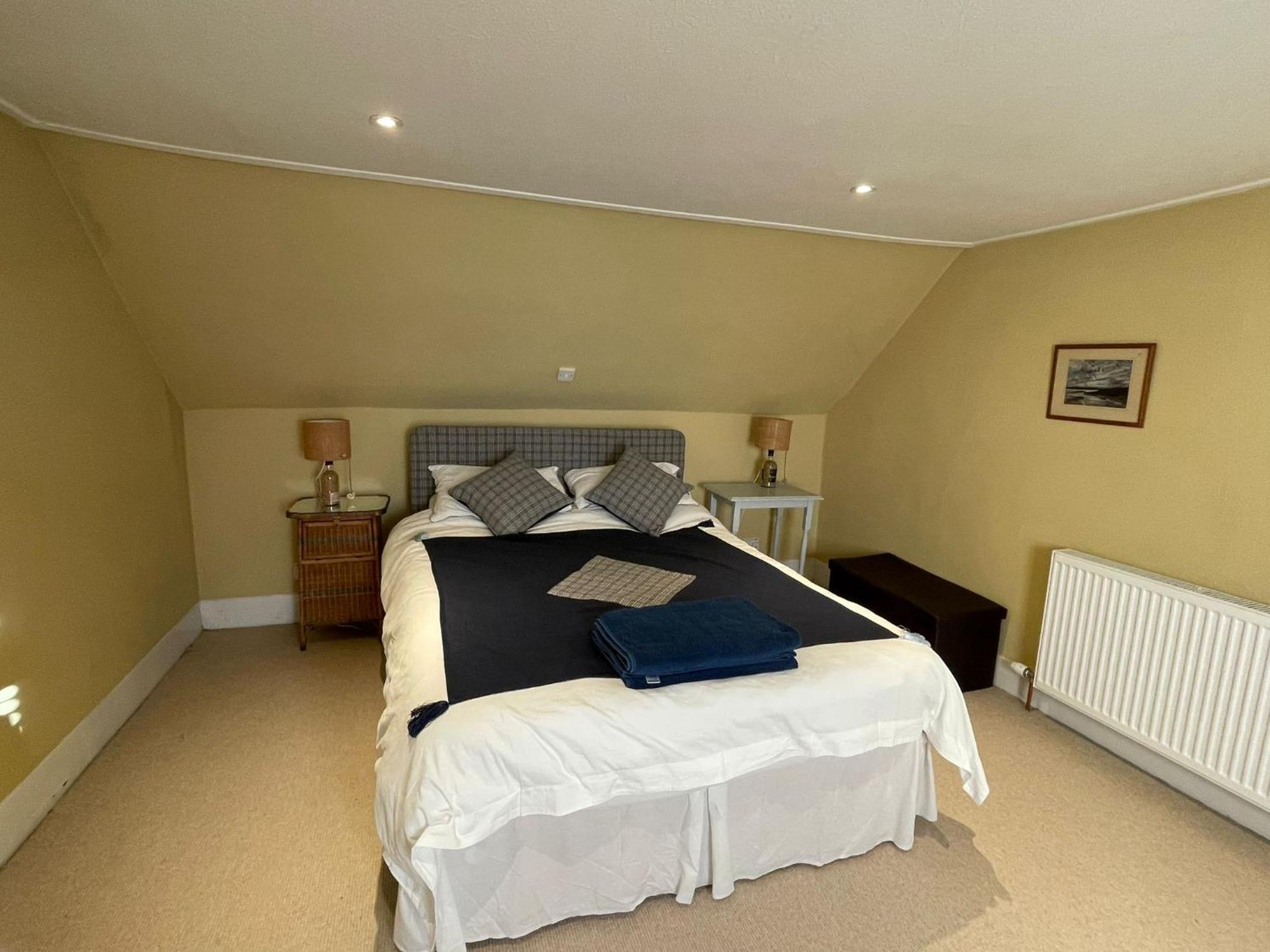 The Fiddichside Inn Aberlour Eksteriør bilde
